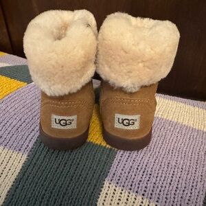 UGG Brown Boots with Cream Shearling
